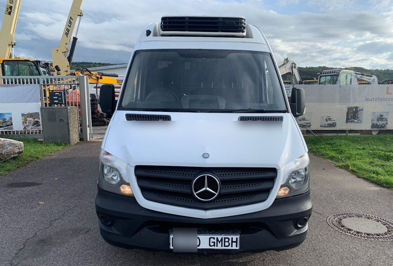 Mercedes-Benz Sprinter 313, Rechtslenker - شاحنة مُبرّدة للتوصيل: صورة 2 Mercedes-Benz Sprinter 313, Rechtslenker - شاحنة مُبرّدة للتوصيل: صورة 2