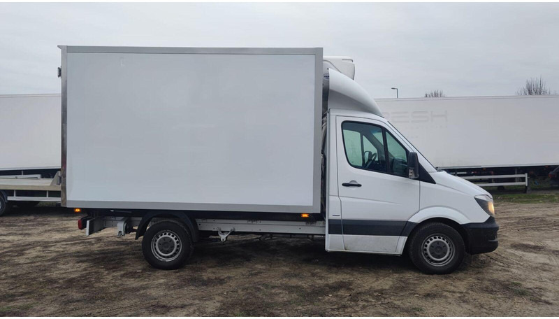 Mercedes-Benz Sprinter 316 cdi - Carrier Xarios 500 frigo - 3,5t - 220V - شاحنة مُبرّدة للتوصيل: صورة 3 Mercedes-Benz Sprinter 316 cdi - Carrier Xarios 500 frigo - 3,5t - 220V - شاحنة مُبرّدة للتوصيل: صورة 3