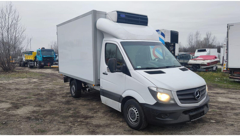 Mercedes-Benz Sprinter 316 cdi - Carrier Xarios 500 frigo - 3,5t - 220V - شاحنة مُبرّدة للتوصيل: صورة 1 Mercedes-Benz Sprinter 316 cdi - Carrier Xarios 500 frigo - 3,5t - 220V - شاحنة مُبرّدة للتوصيل: صورة 1