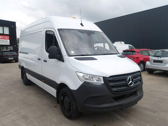 Mercedes-Benz Sprinter 316 cdi Van - فان: صورة 2 Mercedes-Benz Sprinter 316 cdi Van - فان: صورة 2