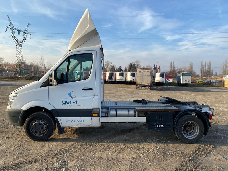 Mercedes-Benz Sprinter 515 - BE Mini Trekker - SZM - 3.5t - وحدة جر: صورة 5 Mercedes-Benz Sprinter 515 - BE Mini Trekker - SZM - 3.5t - وحدة جر: صورة 5