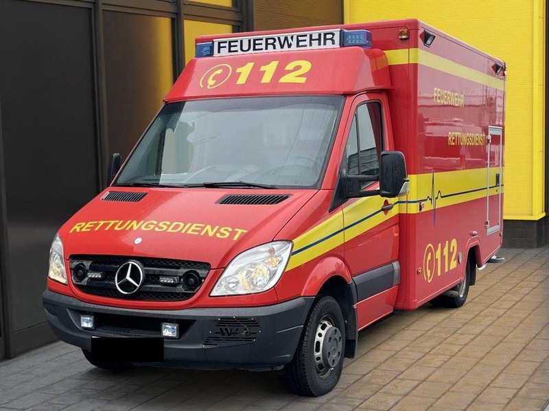 Mercedes-Benz Sprinter 516 CDI Ambulance car - سيارة اسعاف: صورة 1 Mercedes-Benz Sprinter 516 CDI Ambulance car - سيارة اسعاف: صورة 1