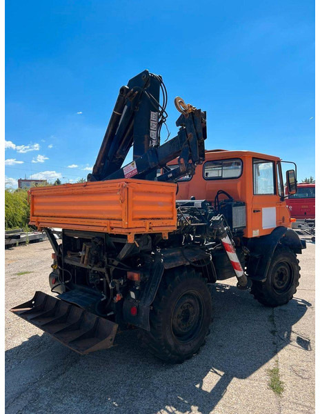 Mercedes-Benz UNIMOG U-900 - آلة حراثة الحدائق: صورة 5 Mercedes-Benz UNIMOG U-900 - آلة حراثة الحدائق: صورة 5