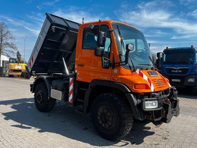 Mercedes-Benz UNIMOG U400 405/12 ZUGMASCHINE/ KIPPER - شاحنة التعدين: صورة 1 Mercedes-Benz UNIMOG U400 405/12 ZUGMASCHINE/ KIPPER - شاحنة التعدين: صورة 1