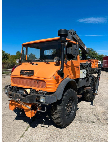 Mercedes-Benz UNIMOG - شاحنة قلاب, شاحنة كرين: صورة 1 Mercedes-Benz UNIMOG - شاحنة قلاب, شاحنة كرين: صورة 1