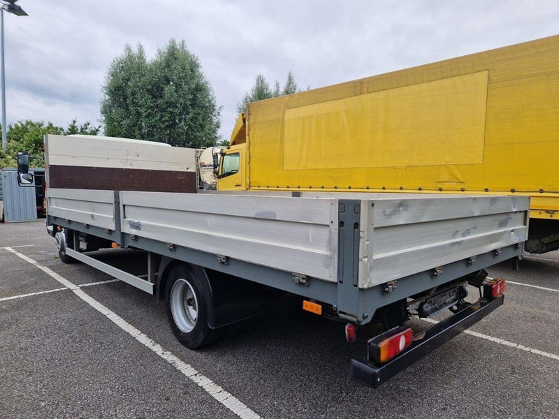 Mitsubishi 70 C 18 Fuso Canter Pritschenwagen Euro 6 - شاحنات مسطحة: صورة 3 Mitsubishi 70 C 18 Fuso Canter Pritschenwagen Euro 6 - شاحنات مسطحة: صورة 3