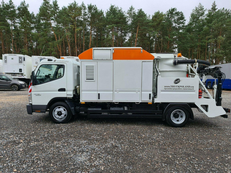 Mitsubishi CANTER Szippantóskocsi - شاحنة الشفط: صورة 3 Mitsubishi CANTER Szippantóskocsi - شاحنة الشفط: صورة 3