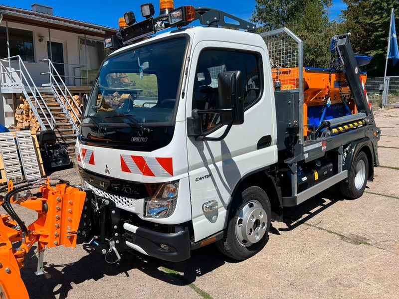 Mitsubishi Fuso Canter 6S15 - Skip loader truck - شاحنة نقل المخلفات: صورة 1 Mitsubishi Fuso Canter 6S15 - Skip loader truck - شاحنة نقل المخلفات: صورة 1