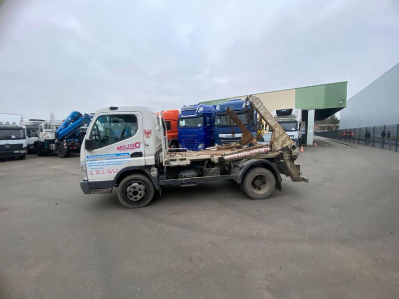 Mitsubishi Fuso FE 85 Meier-Ratio PAK 4 V - شاحنة نقل المخلفات: صورة 5 Mitsubishi Fuso FE 85 Meier-Ratio PAK 4 V - شاحنة نقل المخلفات: صورة 5