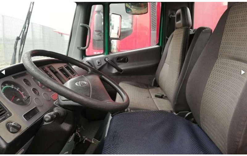 Nissan Atleon 56.15 - شاحنات مسطحة, شاحنة كرين: صورة 4 Nissan Atleon 56.15 - شاحنات مسطحة, شاحنة كرين: صورة 4