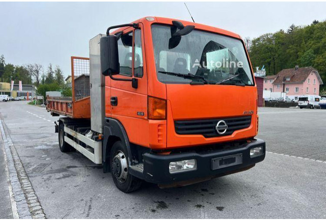 Nissan Atleon 80.19 - Hook lift truck+tipper - شاحنة ذات خطاف: صورة 4 Nissan Atleon 80.19 - Hook lift truck+tipper - شاحنة ذات خطاف: صورة 4