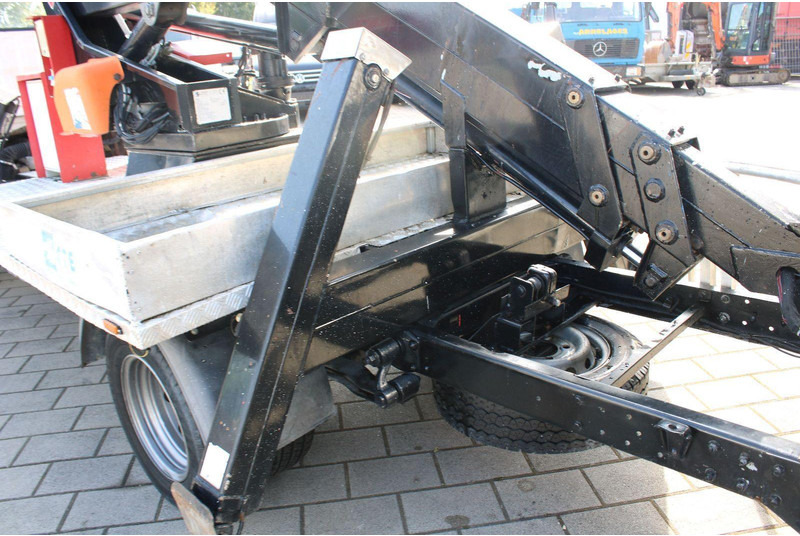 Nissan Cabstar E 120 Sequani Z20 - 20 meter - شاحنة, شاحنة كرين: صورة 5 Nissan Cabstar E 120 Sequani Z20 - 20 meter - شاحنة, شاحنة كرين: صورة 5