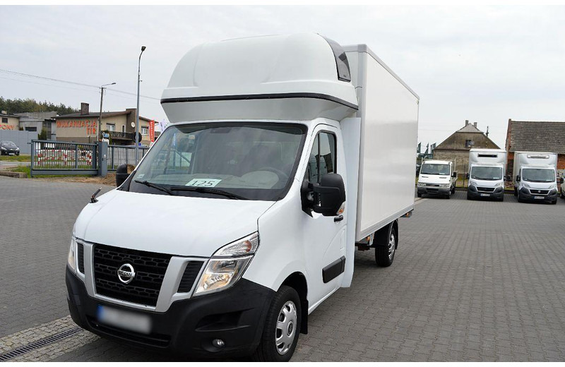 Nissan NV400 Container, Hen House, Registered - شاحنة مغلقة الصندوق: صورة 1 Nissan NV400 Container, Hen House, Registered - شاحنة مغلقة الصندوق: صورة 1