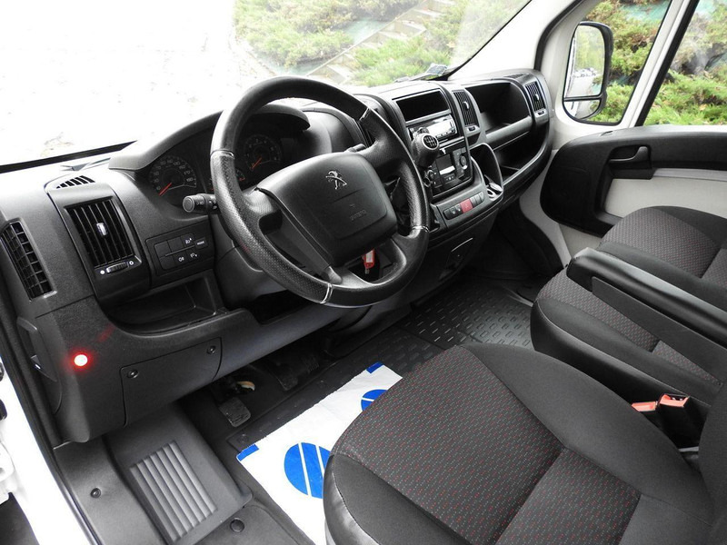 Peugeot BOXER PLANDEKA WINDA 8 PALET WEBASTO KLIMATYZACJA LEDY 165KM [ - شاحنة مقفلة: صورة 2 Peugeot BOXER PLANDEKA WINDA 8 PALET WEBASTO KLIMATYZACJA LEDY 165KM [ - شاحنة مقفلة: صورة 2