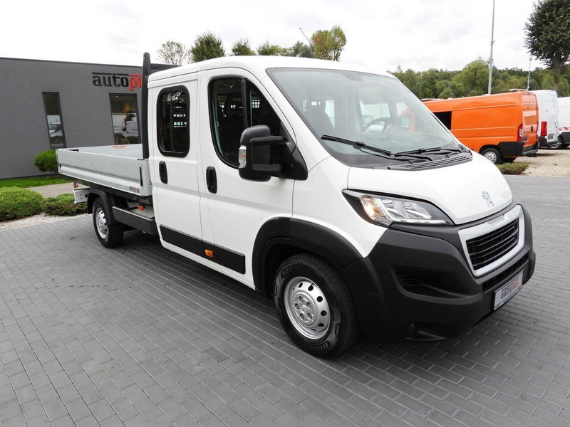 Peugeot BOXER SKRZYNIA PODWÓJNA KABINA DOKA 7 MIEJSC TEMPOMAT KLIMATYZAC - شاحنة مفتوحة, الشاحنات الصغيرة كابينة مزدوجة: صورة 4 Peugeot BOXER SKRZYNIA PODWÓJNA KABINA DOKA 7 MIEJSC TEMPOMAT KLIMATYZAC - شاحنة مفتوحة, الشاحنات الصغيرة كابينة مزدوجة: صورة 4