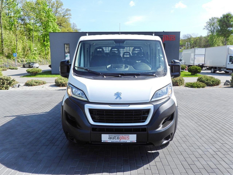 Peugeot BOXER WYWROTKA PODWÓJNA KABINA DOKA 7 MIEJSC TEMPOMAT KLIMATYZA - شاحنة قلاب: صورة 5 Peugeot BOXER WYWROTKA PODWÓJNA KABINA DOKA 7 MIEJSC TEMPOMAT KLIMATYZA - شاحنة قلاب: صورة 5