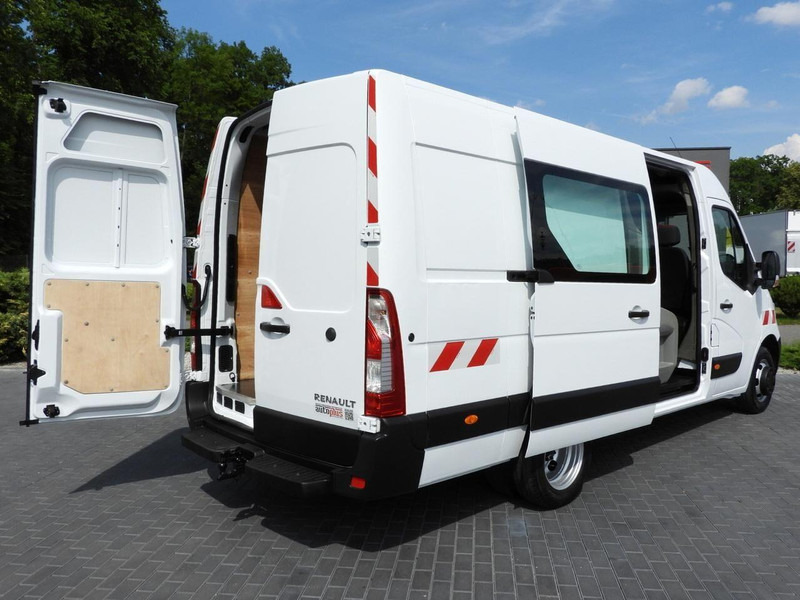 Renault MASTER FURGON BRYGADÓWKA 7 MIEJSC TEMPOMAT BLIŹNIACZE KOŁA KLIMA - حافلة صغيرة, ميكروباص: صورة 3 Renault MASTER FURGON BRYGADÓWKA 7 MIEJSC TEMPOMAT BLIŹNIACZE KOŁA KLIMA - حافلة صغيرة, ميكروباص: صورة 3