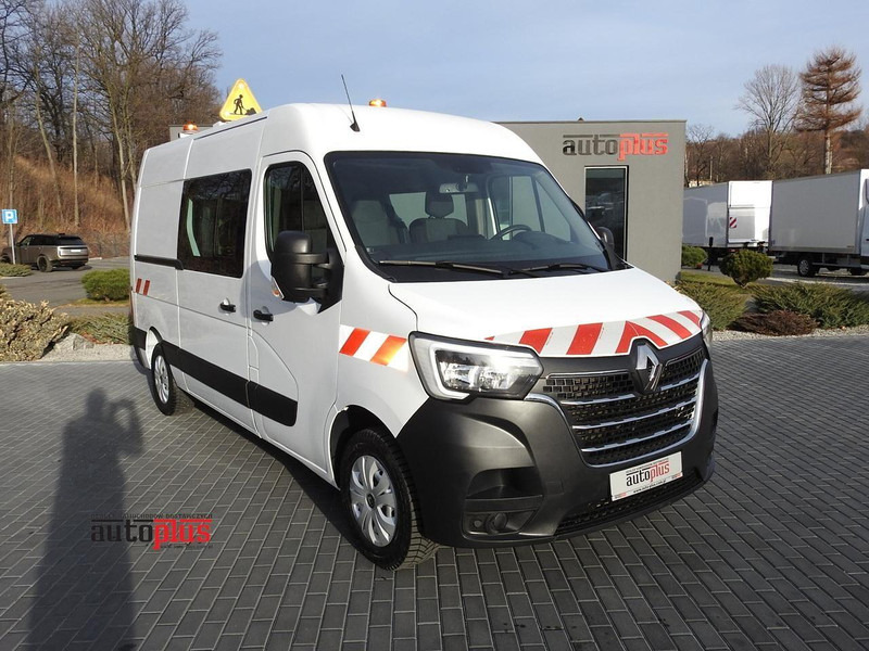 Renault MASTER FURGON BRYGADÓWKA 7 MIEJSC TEMPOMAT KLIMATYZACJA LEDY 1 - حافلة صغيرة, ميكروباص: صورة 1 Renault MASTER FURGON BRYGADÓWKA 7 MIEJSC TEMPOMAT KLIMATYZACJA LEDY 1 - حافلة صغيرة, ميكروباص: صورة 1