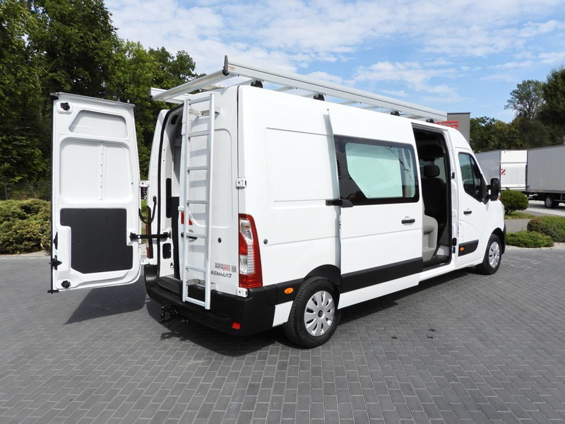 Renault MASTER FURGON BRYGADÓWKA 7 MIEJSC TEMPOMAT NAWIGACJA LEDY KLIMAT - حافلة صغيرة, ميكروباص: صورة 3 Renault MASTER FURGON BRYGADÓWKA 7 MIEJSC TEMPOMAT NAWIGACJA LEDY KLIMAT - حافلة صغيرة, ميكروباص: صورة 3