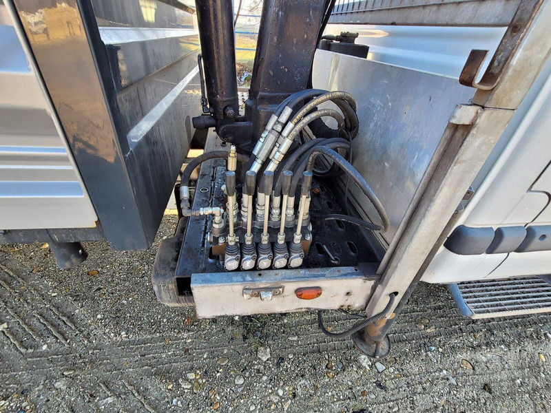 Renault Mascott 160 Three-sided tipper + Crane KO - 6.5tons - قلاب صغير: صورة 5 Renault Mascott 160 Three-sided tipper + Crane KO - 6.5tons - قلاب صغير: صورة 5