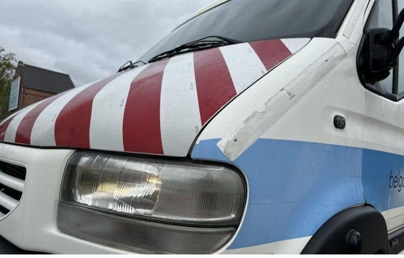 شاحنة مغلقة الصندوق Renault Mascott 2.8 Van: صورة 13 شاحنة مغلقة الصندوق Renault Mascott 2.8 Van: صورة 13