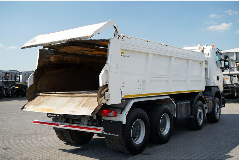 Scania G 410 / 8X4 / ZABUDOWA SAMOWYŁADOWCZA DO ASFALTU / 2X HYDROKLAPA - مدادة الأسفلت: صورة 4 Scania G 410 / 8X4 / ZABUDOWA SAMOWYŁADOWCZA DO ASFALTU / 2X HYDROKLAPA - مدادة الأسفلت: صورة 4