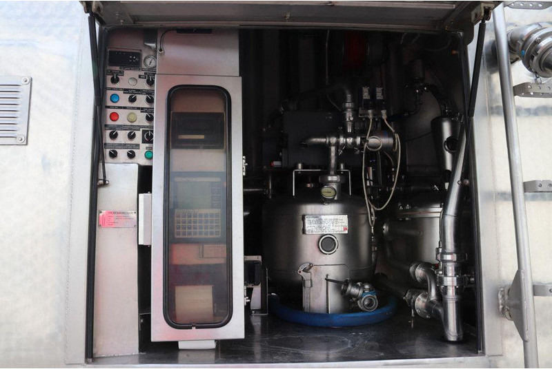 شاحنة صهريج لنقل الطعام Scania G480 E6 Milch Isoliert 11.000L 3 Kammern Pumpe: صورة 14 شاحنة صهريج لنقل الطعام Scania G480 E6 Milch Isoliert 11.000L 3 Kammern Pumpe: صورة 14