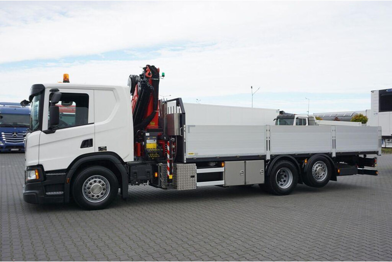 Scania P 410 / 6 X 2 / SKRZYNIOWY + HDS / PALFINGER PK 24 001 / OŚ SKRĘ - شاحنات مسطحة, شاحنة كرين: صورة 3 Scania P 410 / 6 X 2 / SKRZYNIOWY + HDS / PALFINGER PK 24 001 / OŚ SKRĘ - شاحنات مسطحة, شاحنة كرين: صورة 3