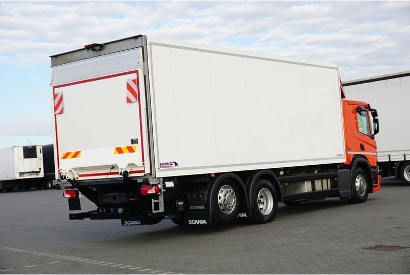 Scania P 410 / E 6 / CHŁODNIA + WINDA / 18 PALET / RETARDER / OŚ SKRĘTN - شاحنة الفريزر: صورة 5 Scania P 410 / E 6 / CHŁODNIA + WINDA / 18 PALET / RETARDER / OŚ SKRĘTN - شاحنة الفريزر: صورة 5