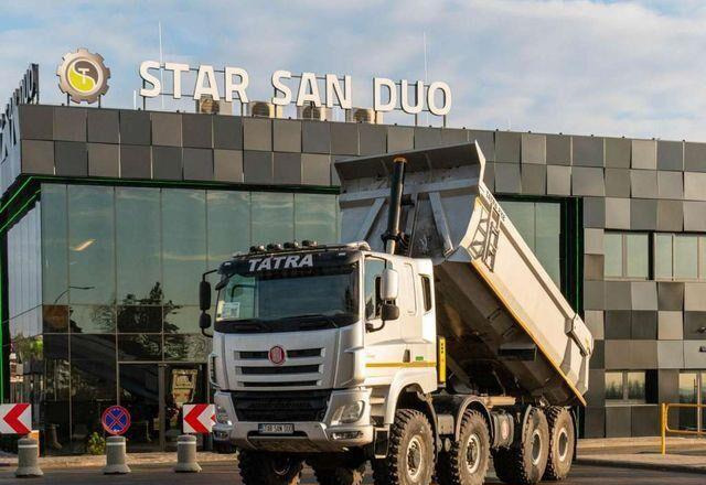 Tatra PHOENIX 8x8 Tipper - شاحنة قلاب, شاحنة كرين: صورة 1 Tatra PHOENIX 8x8 Tipper - شاحنة قلاب, شاحنة كرين: صورة 1