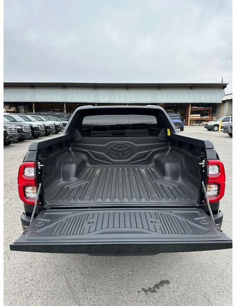 Toyota Hilux Armored SUV - سيارة دفع رباعي: صورة 5 Toyota Hilux Armored SUV - سيارة دفع رباعي: صورة 5