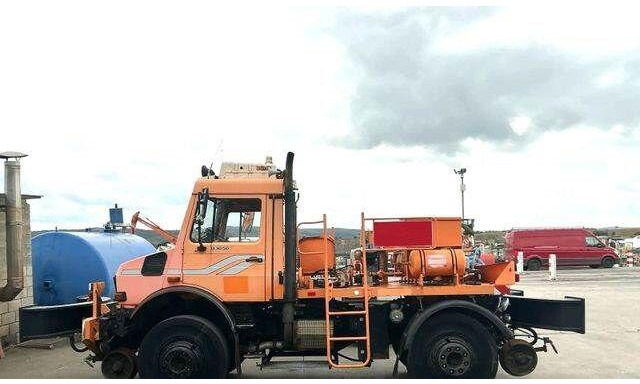 Unimog 1650 ZAGRO SCHIENEN TWO WAY RAIL ROAD - آلة حراثة الحدائق: صورة 3 Unimog 1650 ZAGRO SCHIENEN TWO WAY RAIL ROAD - آلة حراثة الحدائق: صورة 3