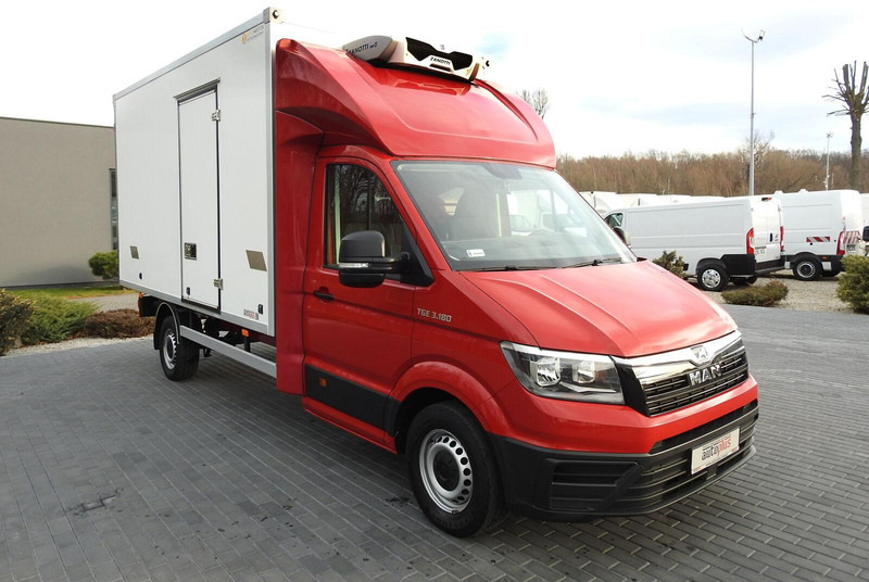 Volkswagen Crafter REFRIGERATOR -5*C 8 PALETS - شاحنة مُبرّدة للتوصيل: صورة 4 Volkswagen Crafter REFRIGERATOR -5*C 8 PALETS - شاحنة مُبرّدة للتوصيل: صورة 4