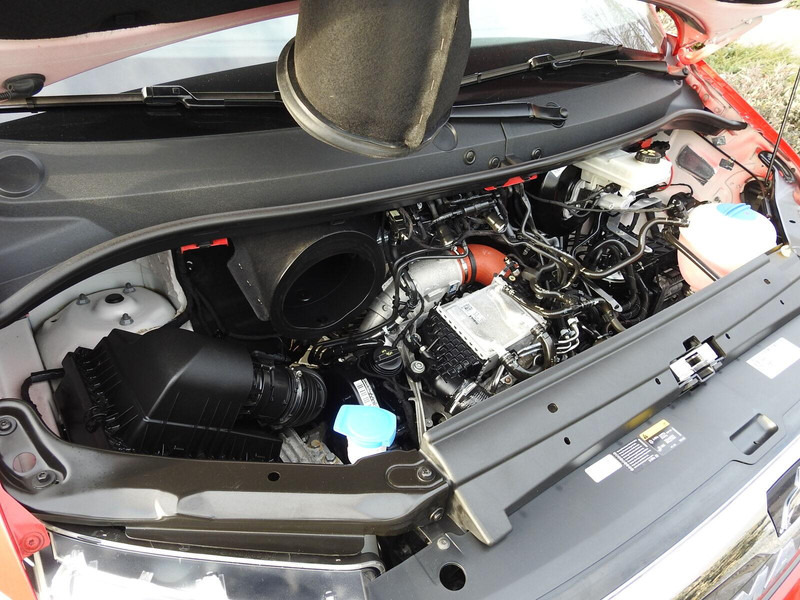 شاحنة مُبرّدة للتوصيل Volkswagen Crafter REFRIGERATOR -5*C 8 PALETS: صورة 20 شاحنة مُبرّدة للتوصيل Volkswagen Crafter REFRIGERATOR -5*C 8 PALETS: صورة 20