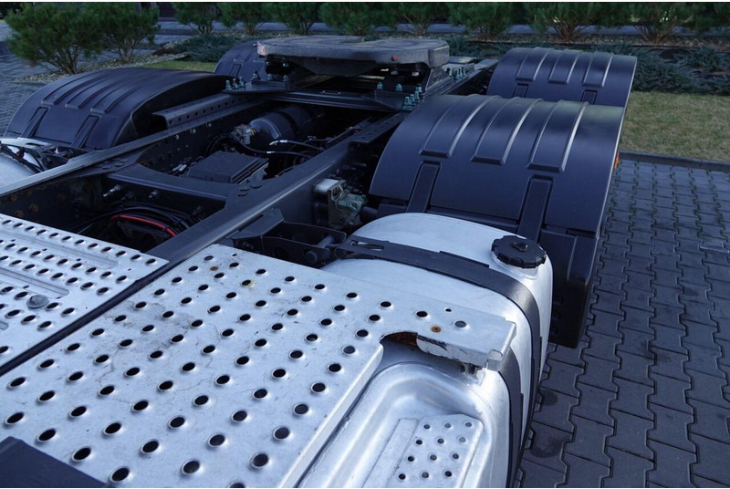 وحدة جر Volvo FH 500 / 6x2 / RETARDER / PEŁNY ADR / PUSHER / OŚ PODNOSZONA / D: صورة 11