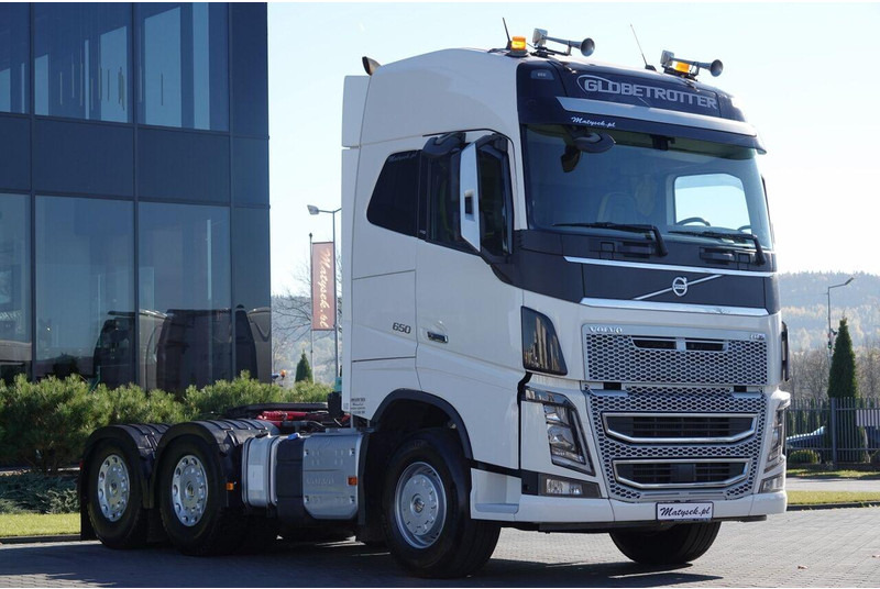 Volvo FH16 / 650 / 6x4 / HYDRAULIKA / I -PARK COOL / 3 OSIOWY CIĄGNIK - وحدة جر: صورة 1 Volvo FH16 / 650 / 6x4 / HYDRAULIKA / I -PARK COOL / 3 OSIOWY CIĄGNIK - وحدة جر: صورة 1