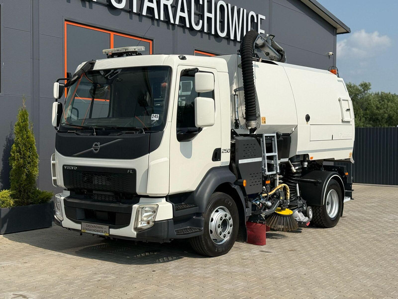 Volvo FL 15.250 - سياره كنس شوارع: صورة 1 Volvo FL 15.250 - سياره كنس شوارع: صورة 1