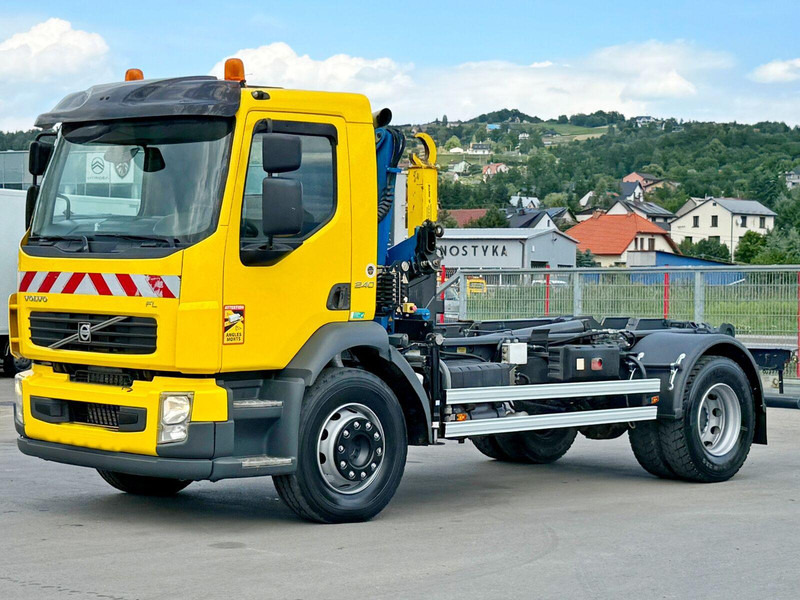 Volvo FL 240 * Abrollkipper * HMF 270 K2 * TOPZUSTAND - شاحنة ذات خطاف, شاحنة كرين: صورة 4 Volvo FL 240 * Abrollkipper * HMF 270 K2 * TOPZUSTAND - شاحنة ذات خطاف, شاحنة كرين: صورة 4
