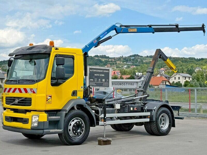 Volvo FL 240 * Abrollkipper * HMF 270 K2 * TOPZUSTAND - شاحنة ذات خطاف, شاحنة كرين: صورة 2 Volvo FL 240 * Abrollkipper * HMF 270 K2 * TOPZUSTAND - شاحنة ذات خطاف, شاحنة كرين: صورة 2