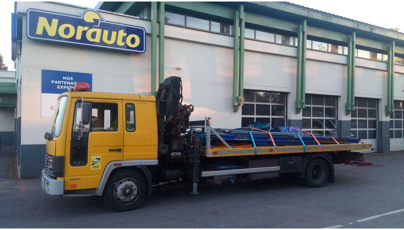 Volvo FL611 Car transporter + crane Hiab 071 - شاحنة نقل سيارات شاحنة: صورة 1 Volvo FL611 Car transporter + crane Hiab 071 - شاحنة نقل سيارات شاحنة: صورة 1