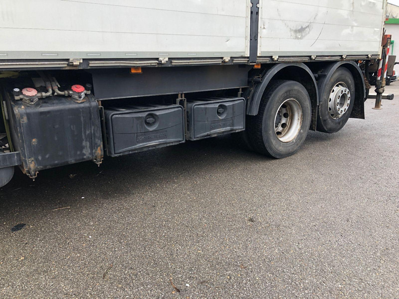 شاحنات مسطحة, شاحنة كرين Volvo FM 460: صورة 9