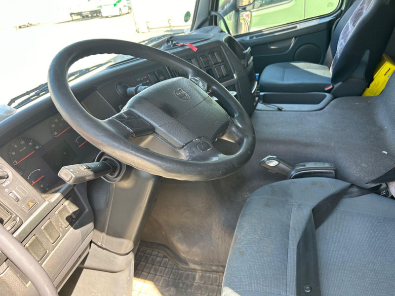 Volvo FM330 Kran Hiab 113K Pro Euro 5+EEV.2x Ger - شاحنات مسطحة, شاحنة كرين: صورة 5 Volvo FM330 Kran Hiab 113K Pro Euro 5+EEV.2x Ger - شاحنات مسطحة, شاحنة كرين: صورة 5