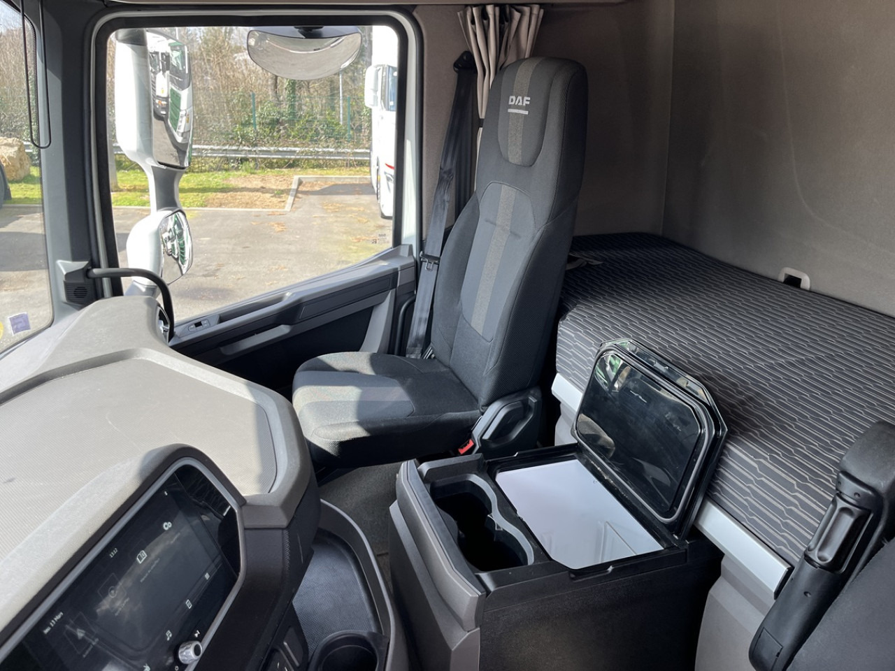 DAF XF480 - وحدة جر: صورة 5 DAF XF480 - وحدة جر: صورة 5