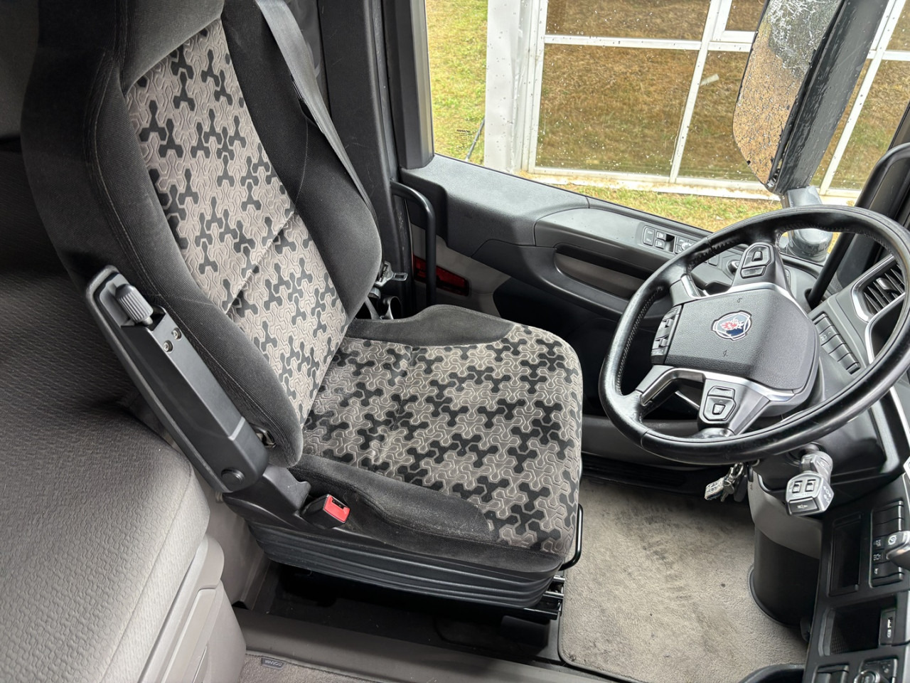 SCANIA R 500 A6x4NB - وحدة جر: صورة 2 SCANIA R 500 A6x4NB - وحدة جر: صورة 2