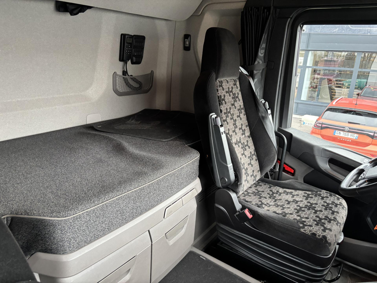 SCANIA R 500 A4x2NA - وحدة جر: صورة 3 SCANIA R 500 A4x2NA - وحدة جر: صورة 3