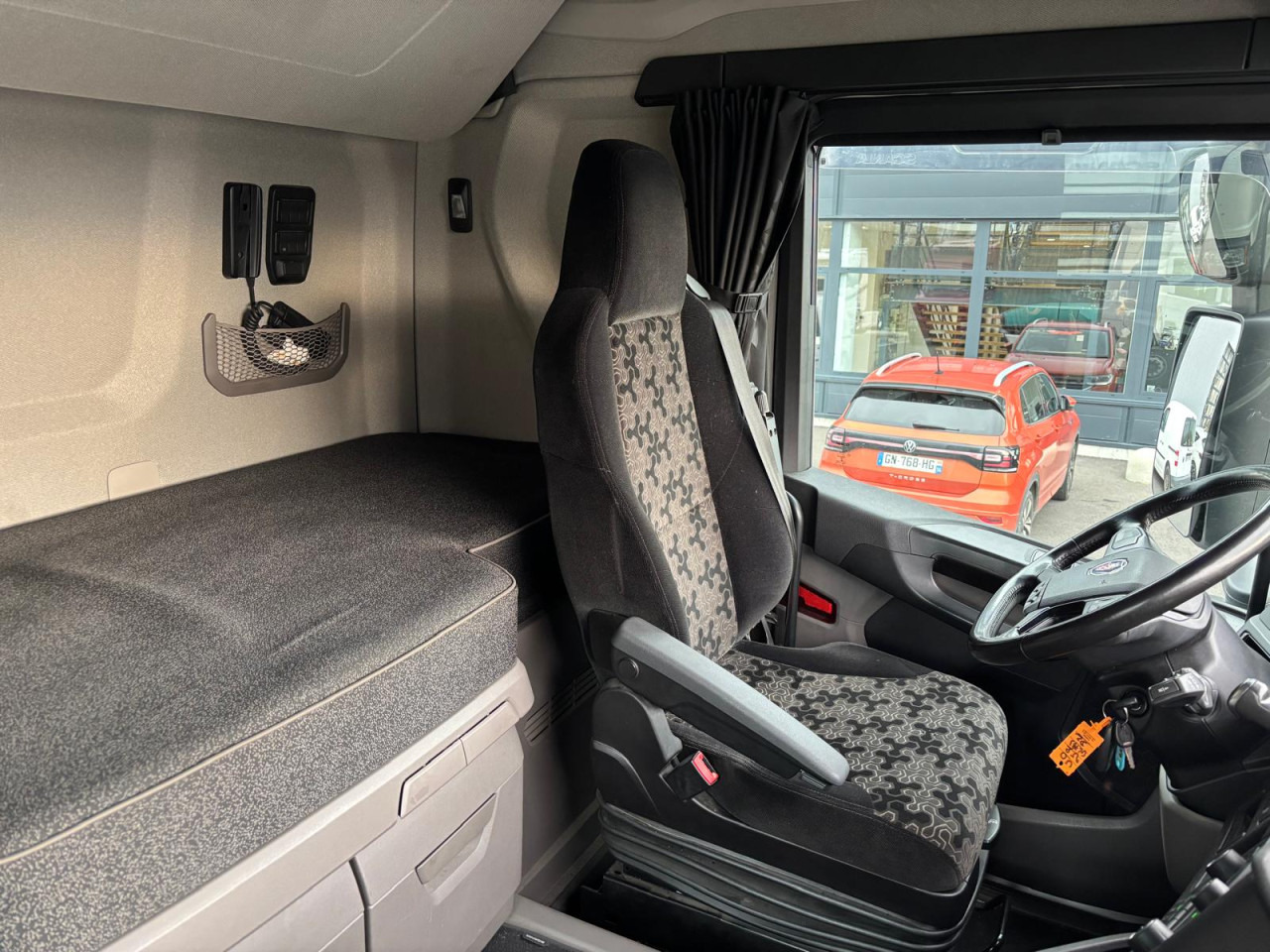 SCANIA R 500 A4x2NA - وحدة جر: صورة 2 SCANIA R 500 A4x2NA - وحدة جر: صورة 2