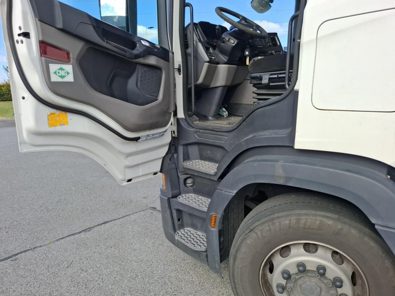 SCANIA SCANIAG410 A4x2 GNC - وحدة جر: صورة 4 SCANIA SCANIAG410 A4x2 GNC - وحدة جر: صورة 4