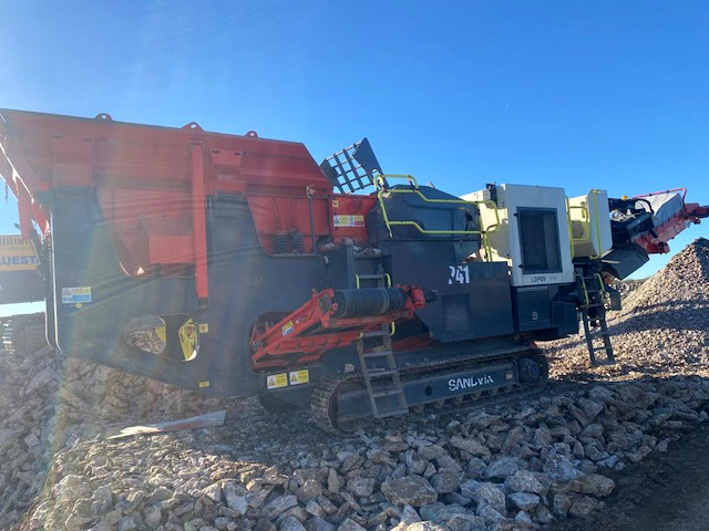 Sandvik QJ241 - كسارة متحركه: صورة 3 Sandvik QJ241 - كسارة متحركه: صورة 3