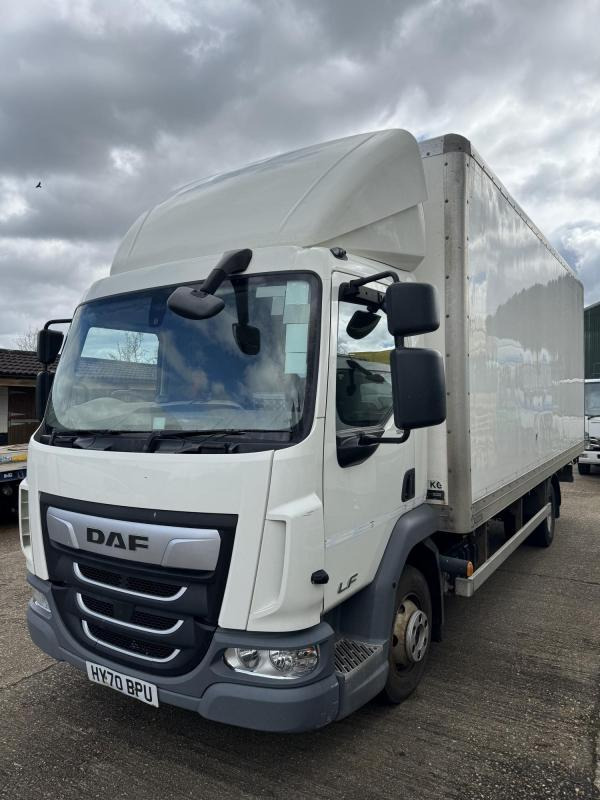 DAF LF LF 180 7.5Ton Boxvan with Tail-Lift - شاحنة مقفلة: صورة 1 DAF LF LF 180 7.5Ton Boxvan with Tail-Lift - شاحنة مقفلة: صورة 1