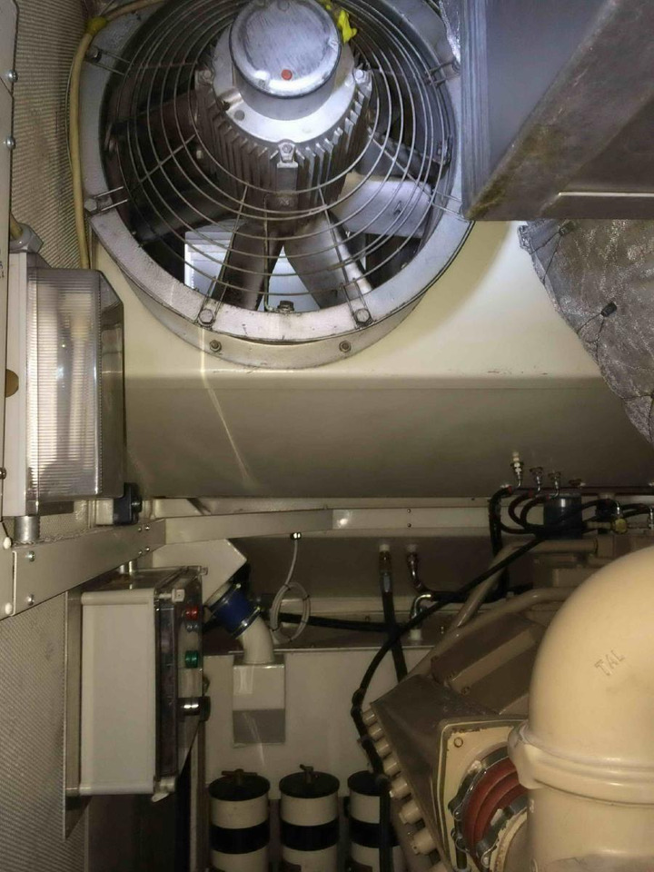 مجموعة المولدات Cummins Generator 1425 KVA powerd by KTA50-G3: صورة 11